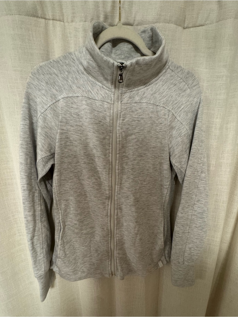 Varley Light Gray Full-Zip Bomber Jacket
